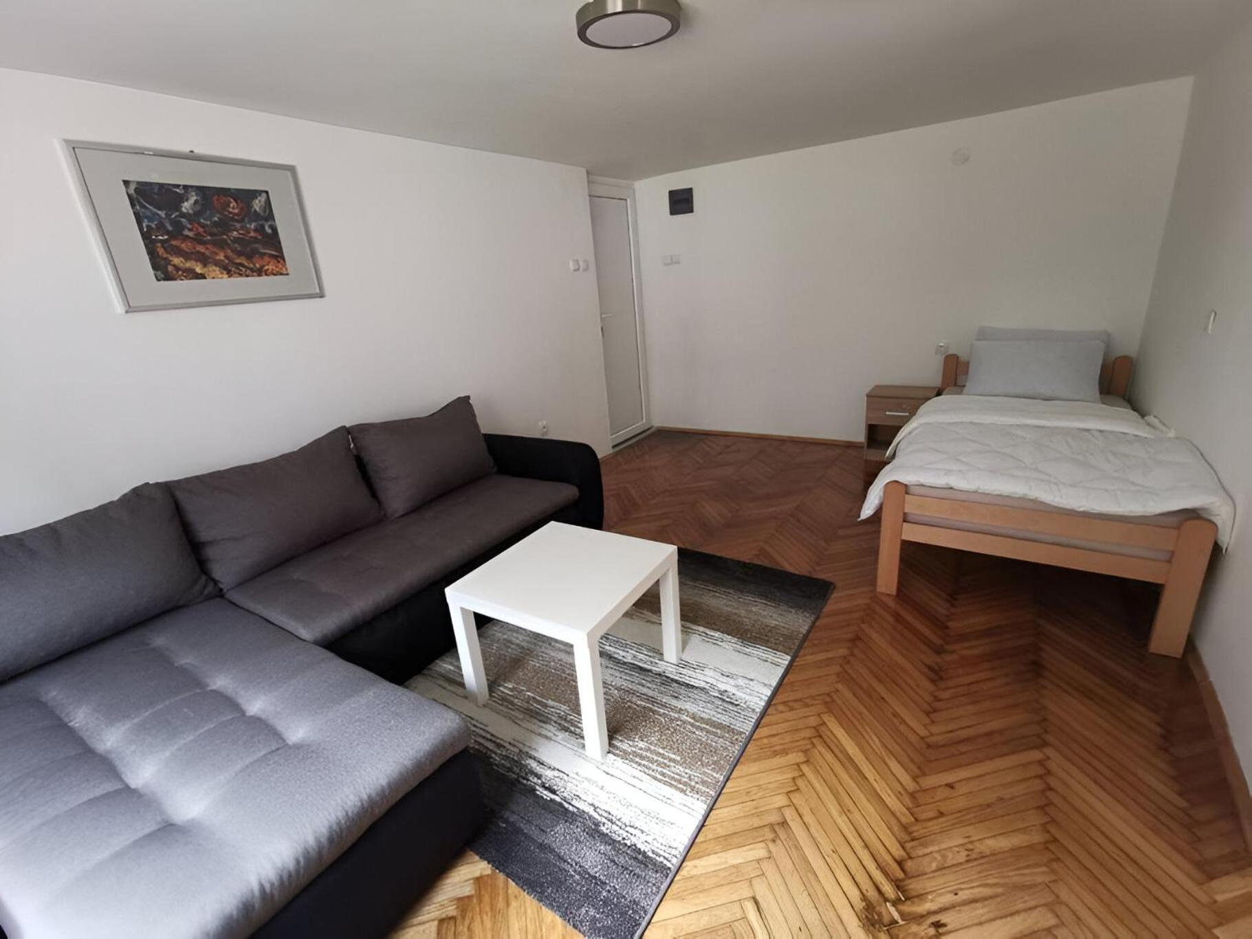 Nov Apartman U Mirnoj Ulici U Centru Beograda エクステリア 写真